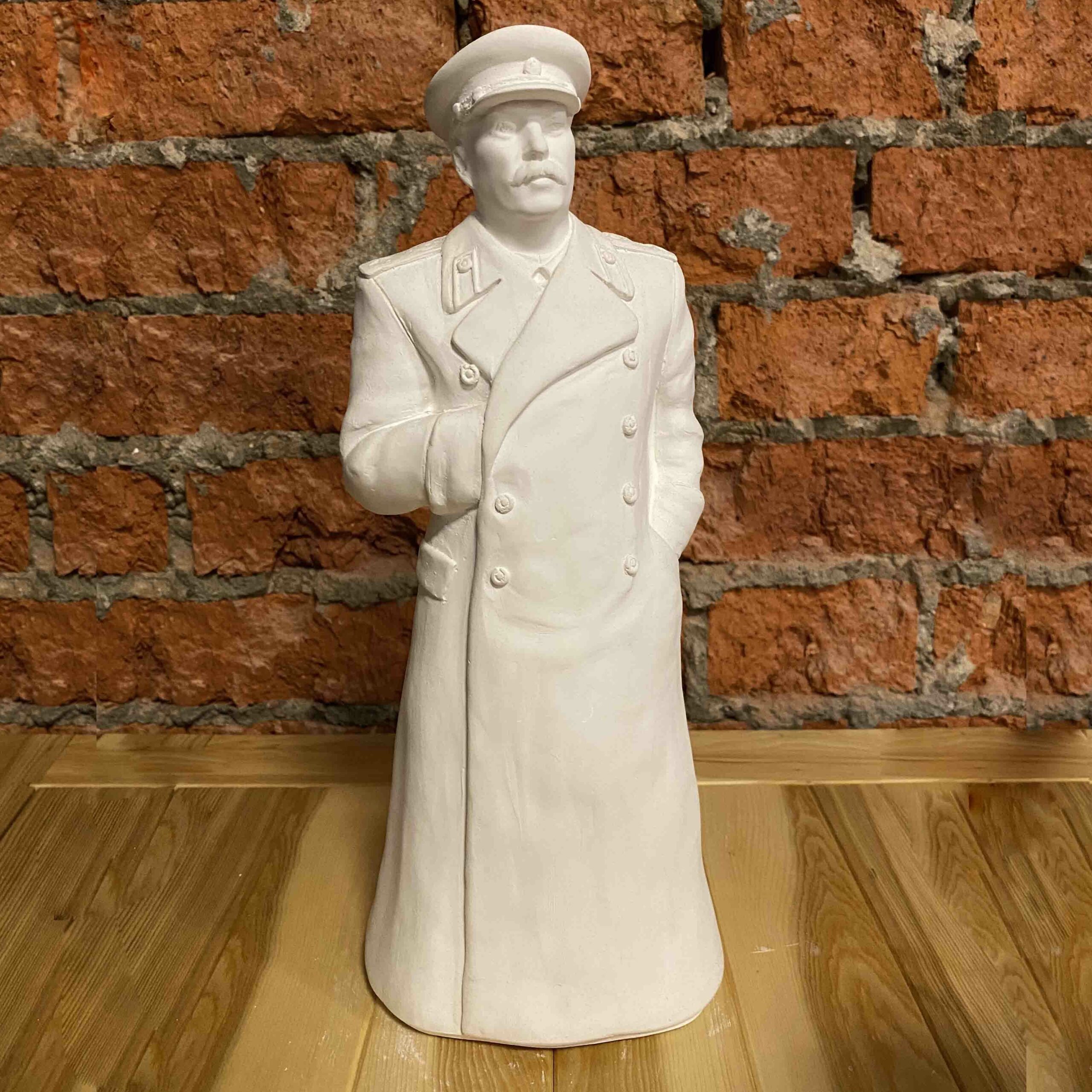 Гипсовая статуэтка «Сталин в полный рост»3